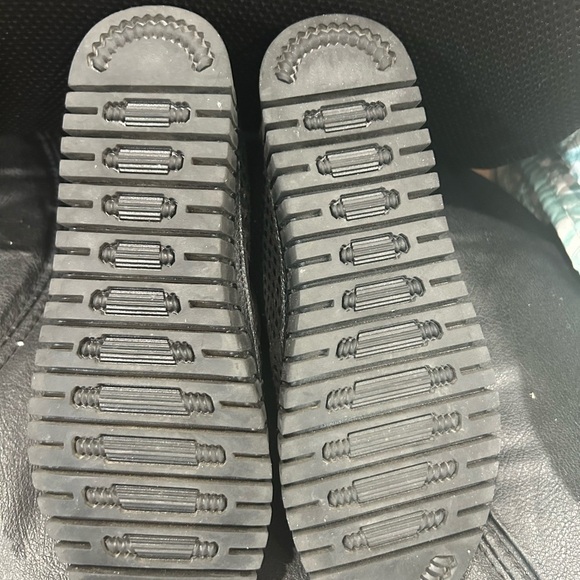 Italina Women's Sparkly Studded Black Ankle Bootie Slip-On Casual Shoes - Picture 8 of 8